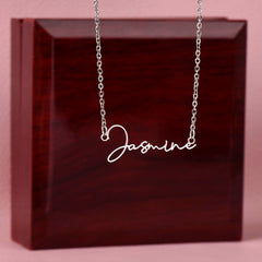 Signature Style Name Necklace Jasmine pendant in silver on chain